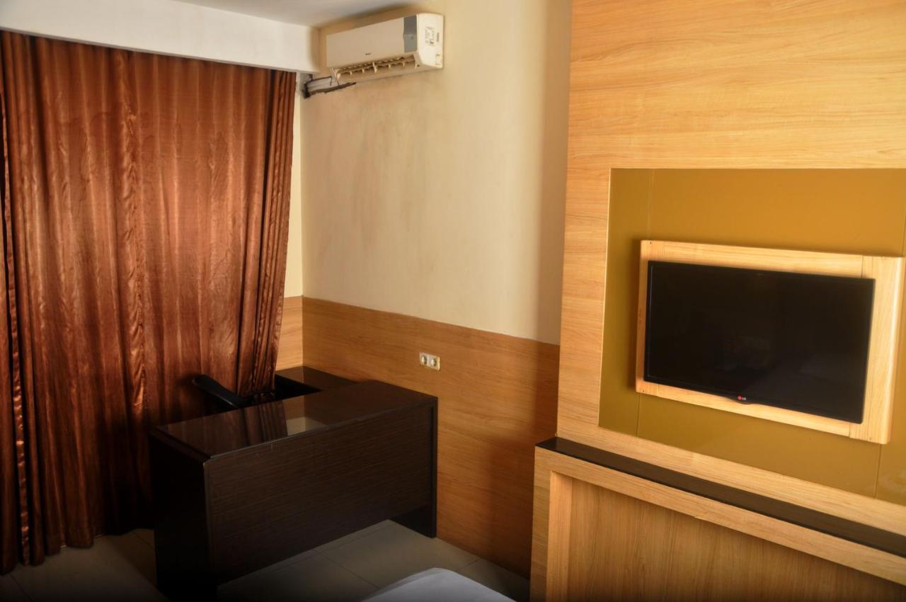 מלון ג'קרטה Ams Penthouse מראה חיצוני תמונה